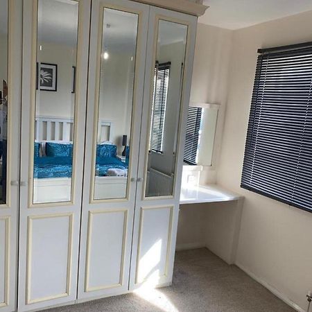 Charming 2-Bed House In London 빌라 외부 사진