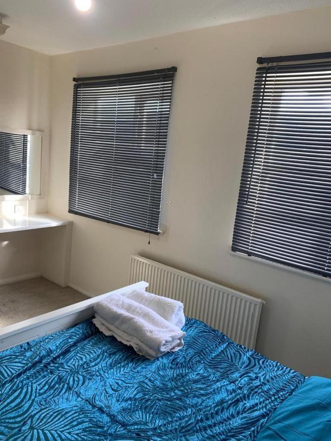Charming 2-Bed House In London 빌라 외부 사진